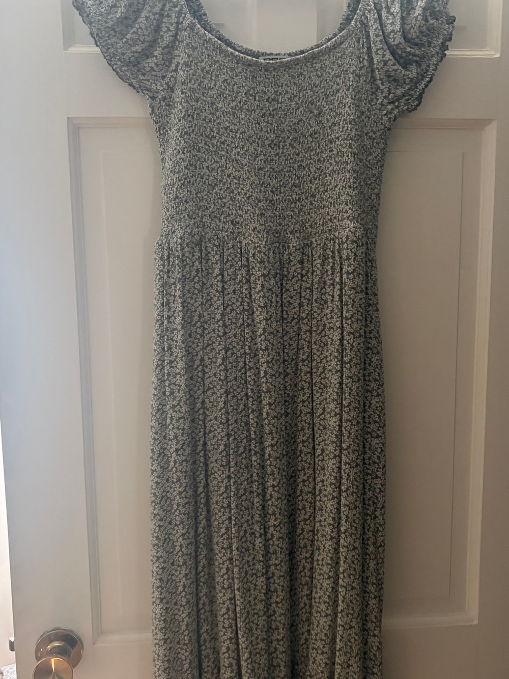 Women's Green & White Floral Maxi Dress
